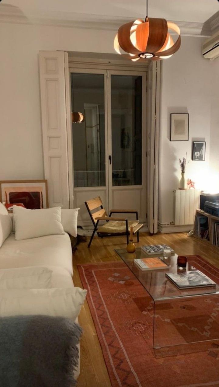 Cozy Downtown Apartment-Exarcheia アテネ エクステリア 写真